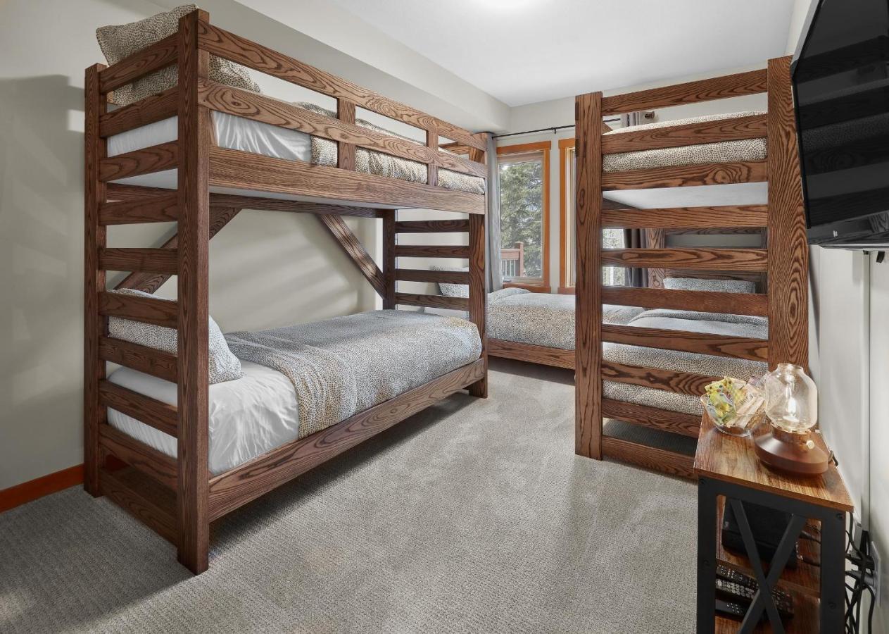 Newly Renovated Grizzly Lodge, Spacious 3Br 2Ba With Open Pool, Hot Tub Canmore Eksteriør bilde