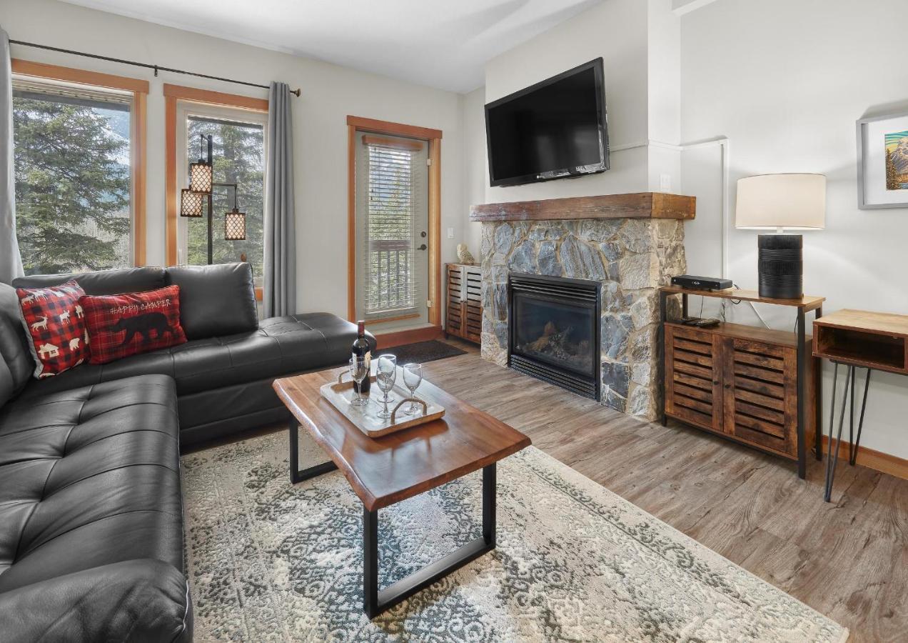 Newly Renovated Grizzly Lodge, Spacious 3Br 2Ba With Open Pool, Hot Tub Canmore Eksteriør bilde