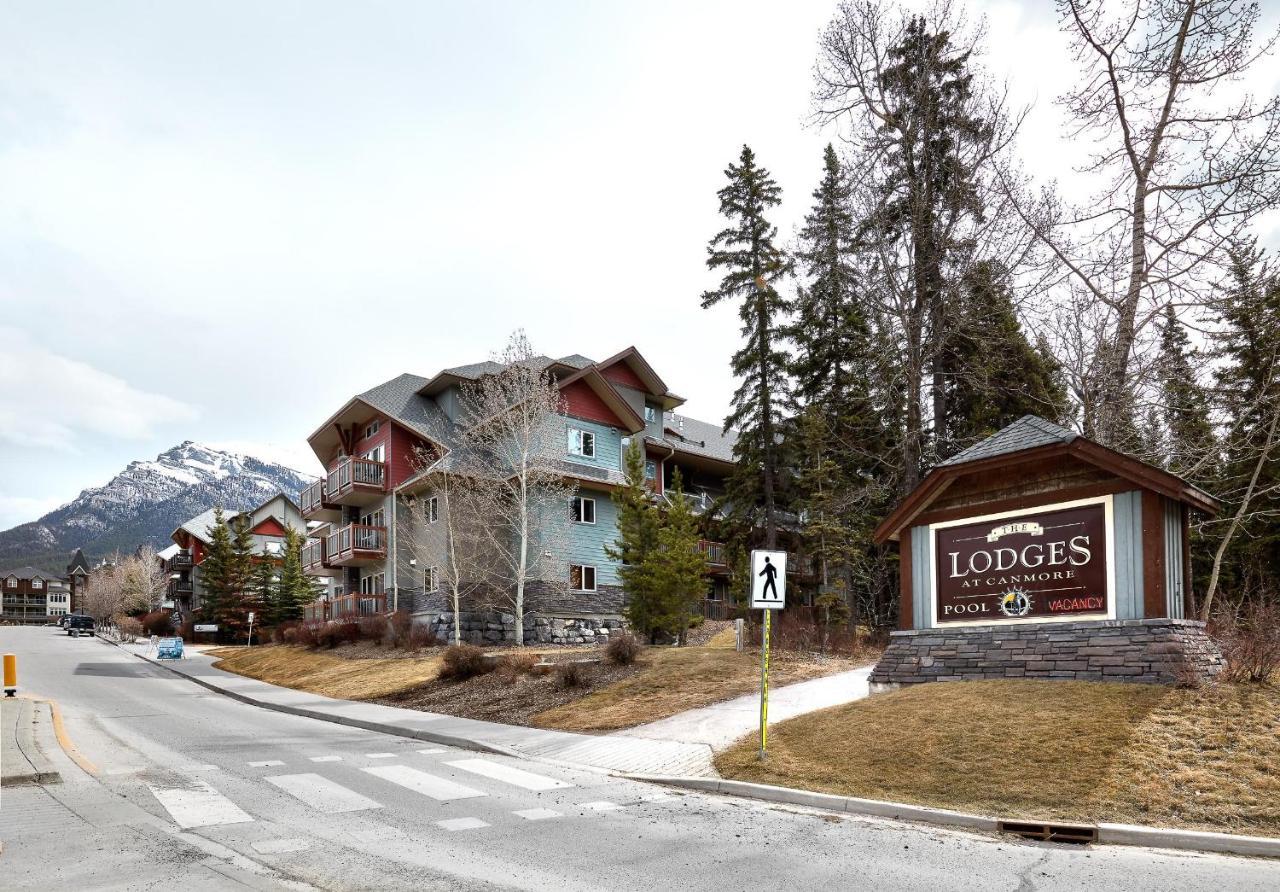 Newly Renovated Grizzly Lodge, Spacious 3Br 2Ba With Open Pool, Hot Tub Canmore Eksteriør bilde